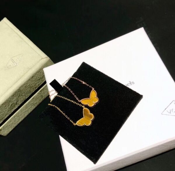 VCA Necklace 041