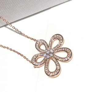 VCA Necklace 044