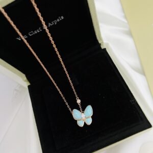 VCA Necklace 045