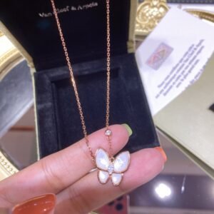 VCA Necklace 046