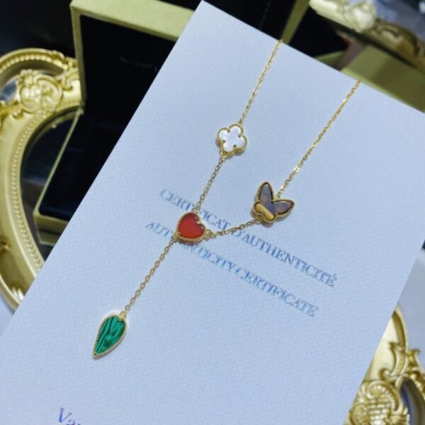 VCA Necklace 051