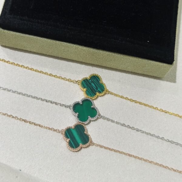VCA Bracelet 021