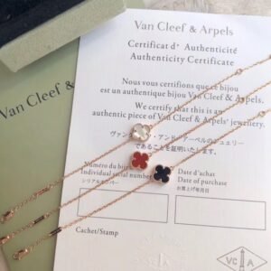 VCA Bracelet 027