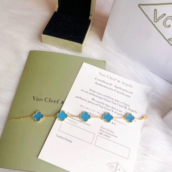 VCA Bracelet 030