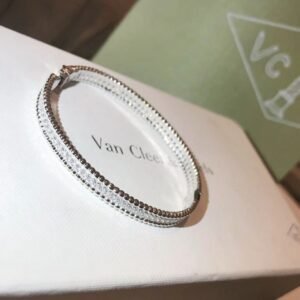 VCA Bracelet 004