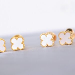 VCA Earring 006