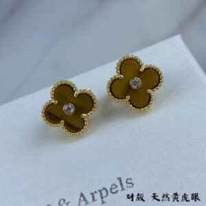 VCA Earring 014