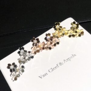 VCA Earring 020