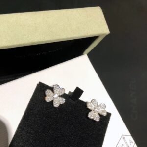 VCA Earring 027