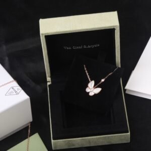 VCA Necklace 007