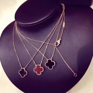 VCA Necklace 021
