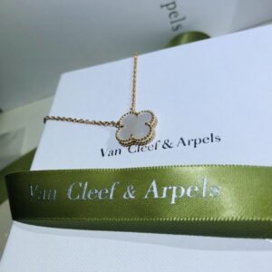 VCA Necklace 025