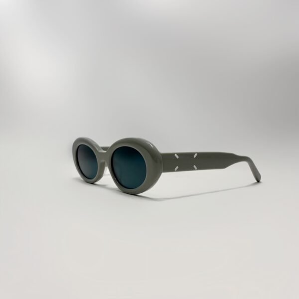 GM 079 - Image 2