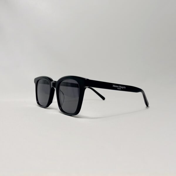 GM 092 - Image 2
