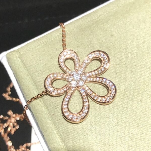 VCA Necklace 044 - Image 2