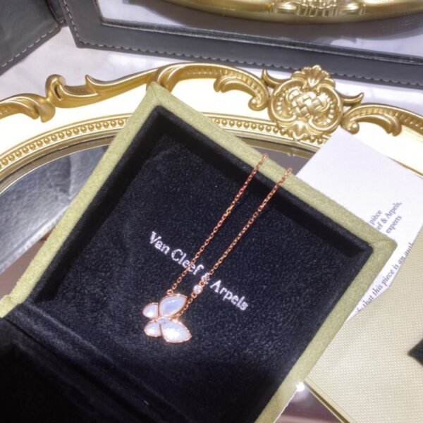 VCA Necklace 046 - Image 2