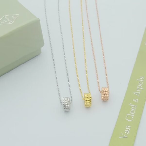 VCA Necklace 049 - Image 2