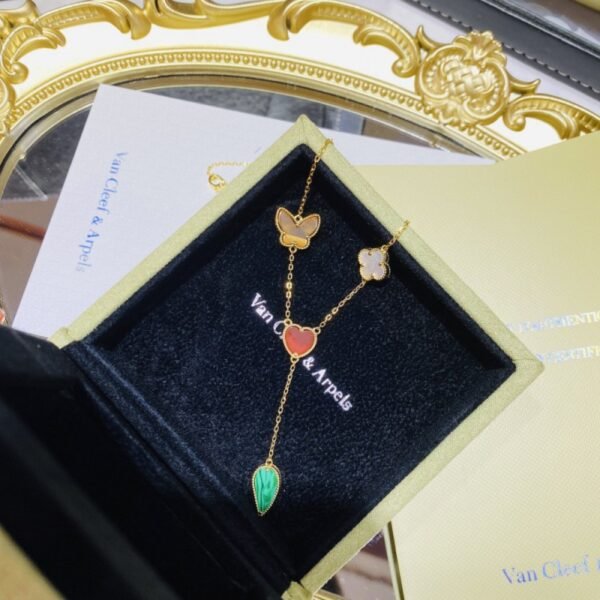 VCA Necklace 051 - Image 2