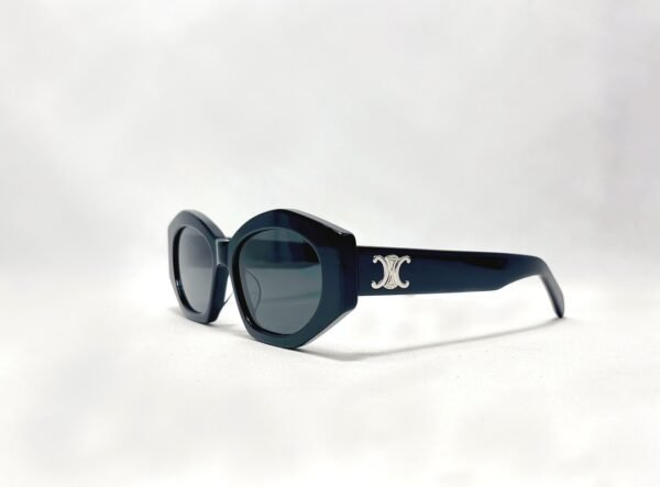 Celine 016 - Image 2