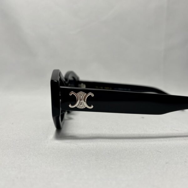 Celine 021 - Image 2