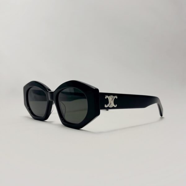 Celine 004 - Image 2