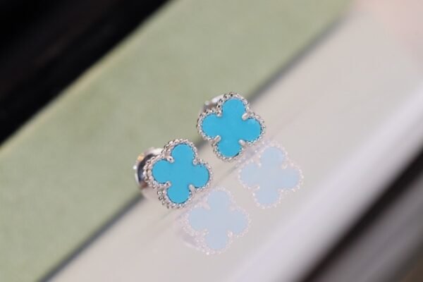 VCA Earring 009 - Image 2