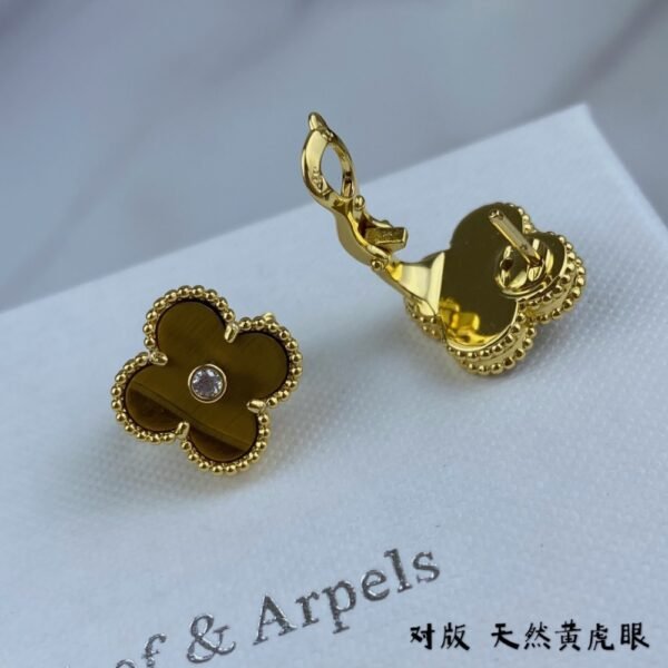 VCA Earring 014 - Image 2