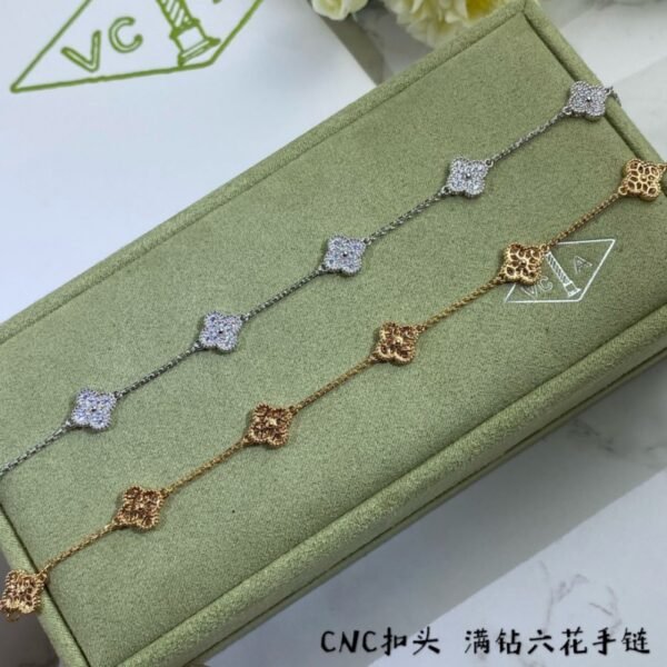 VCA Bracelet 008