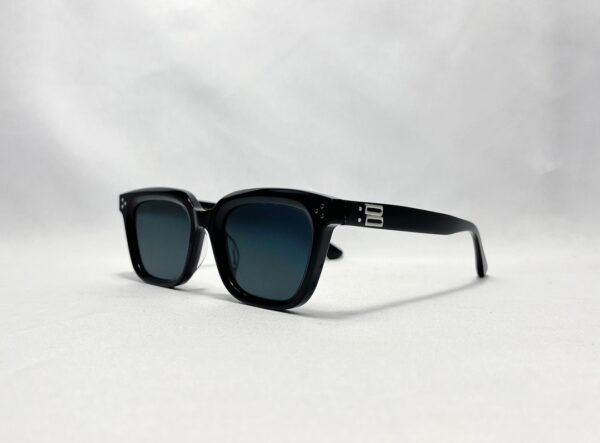GM 059 - Image 2