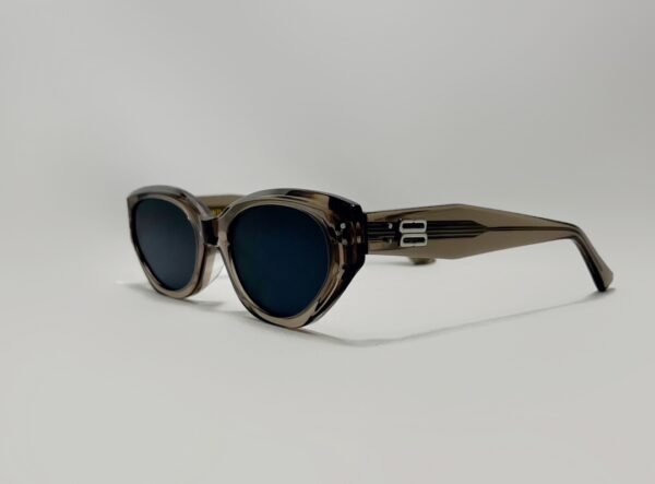 GM 064 - Image 2