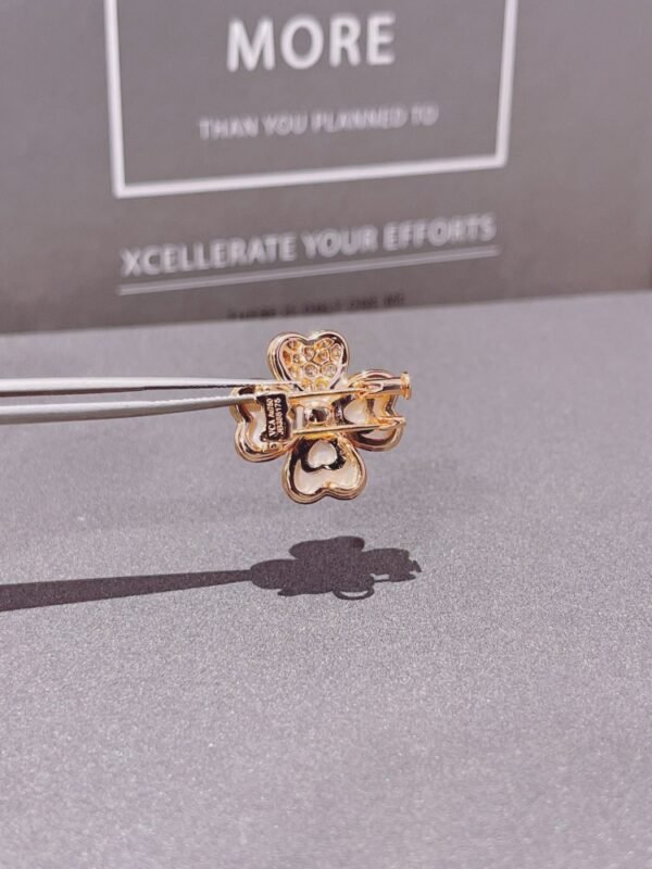 VCA Necklace 014 - Image 2