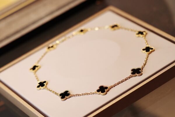 VCA Necklace 015 - Image 2