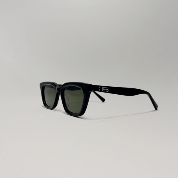 GM 074 - Image 2