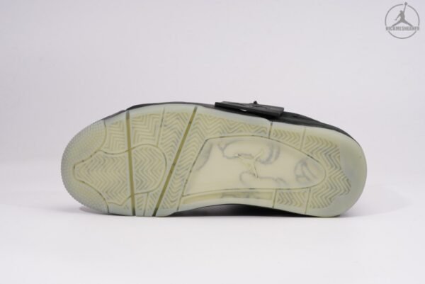 Kaws x Air Jordan 4 Retro "Black" SP  SIZE:40-47.5 - Image 5