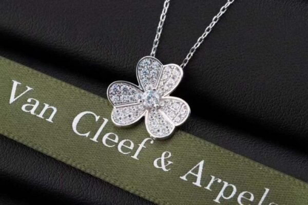 VCA Necklace 050 - Image 3