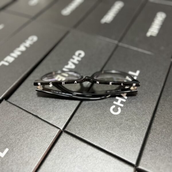 Chanel 012 - Image 3