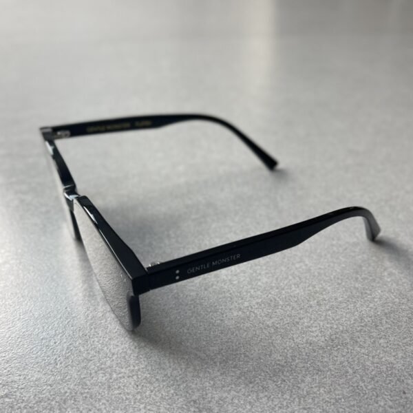 GM 021 - Image 3