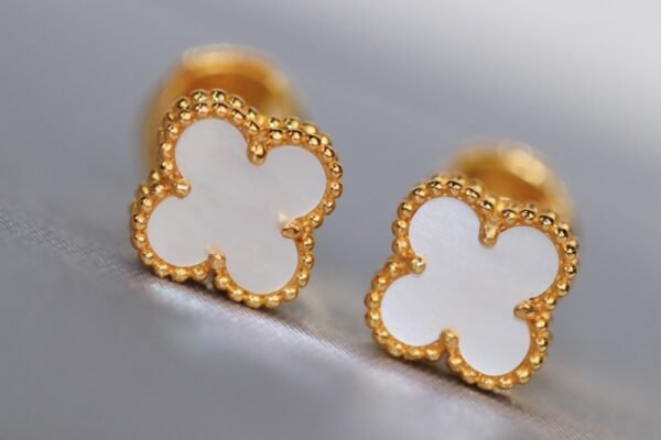 VCA Earring 006 - Image 3
