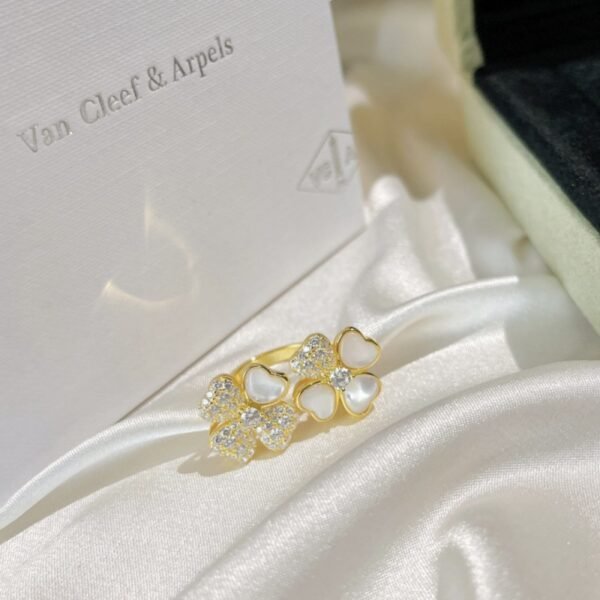 VCA Earring 025 - Image 3