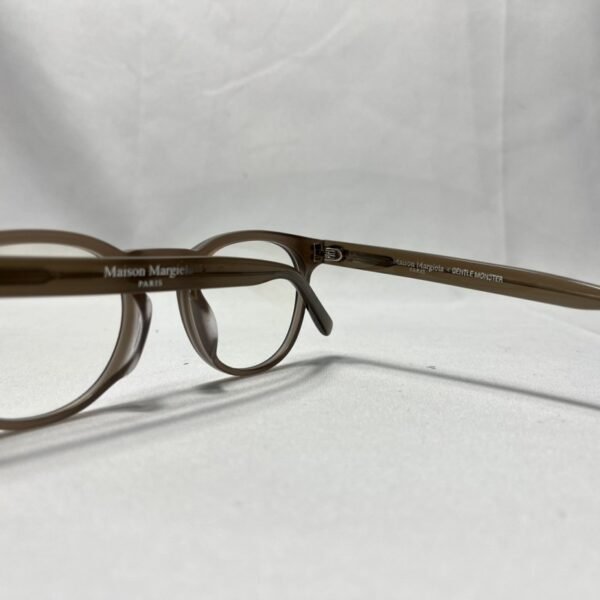 GM 053 - Image 3