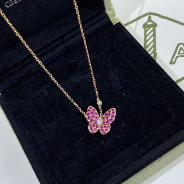 VCA Necklace 001