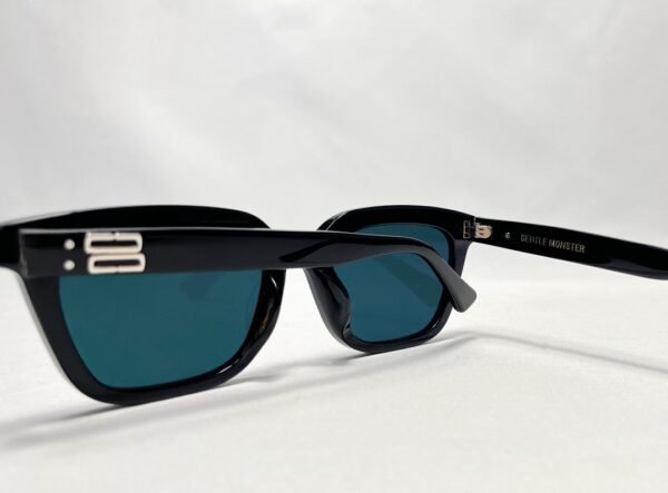 GM 059 - Image 3
