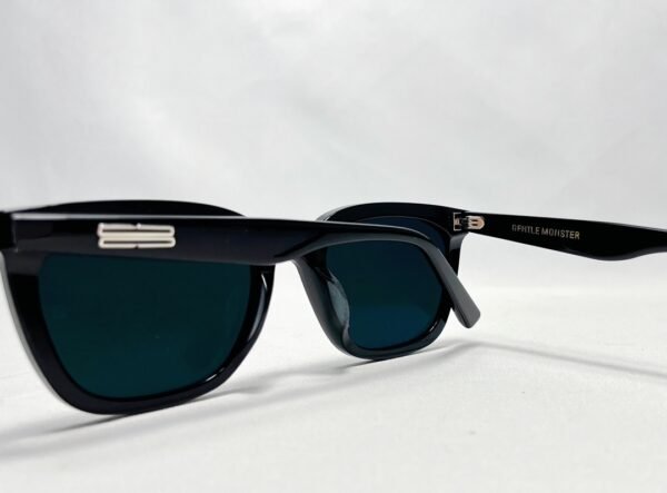 GM 062 - Image 3