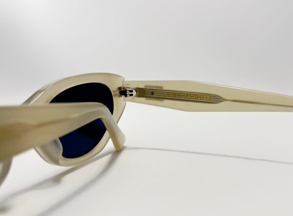 GM 065 - Image 3
