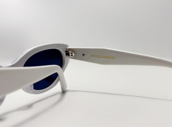 GM 066 - Image 3