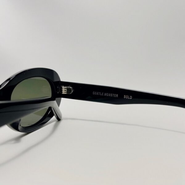 GM 071 - Image 3