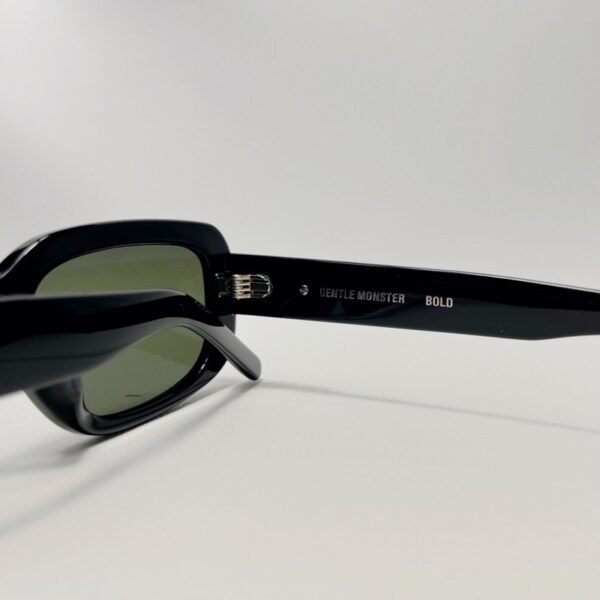 GM 073 - Image 3