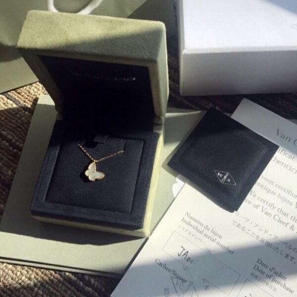 VCA Necklace 020 - Image 3