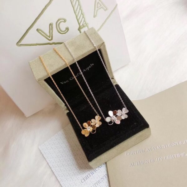 VCA Necklace 033 - Image 4