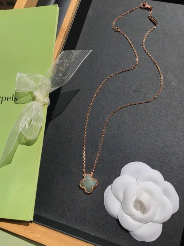 VCA Necklace 042 - Image 4